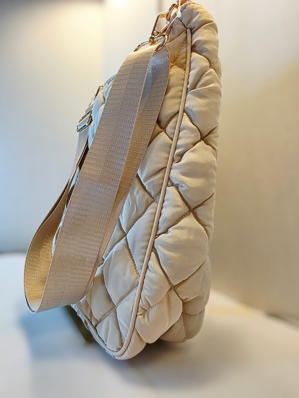 Puffer Shoulder Bag in Beige by Urban Expressions NWT Free Shipping - Picture 8 of 8